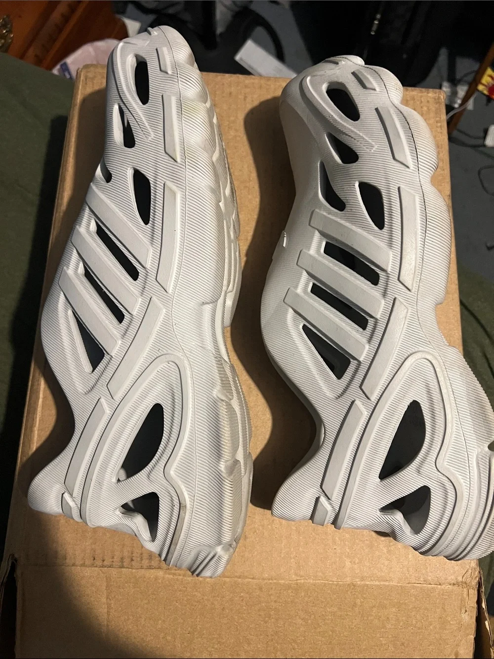 adidas easy slip
